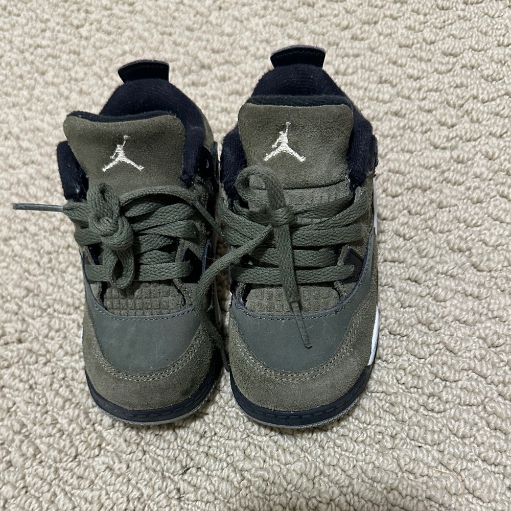 Jordan 4